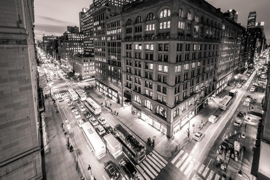 U Hotel Fifth Avenue, Empire State Building New York Exterior photo